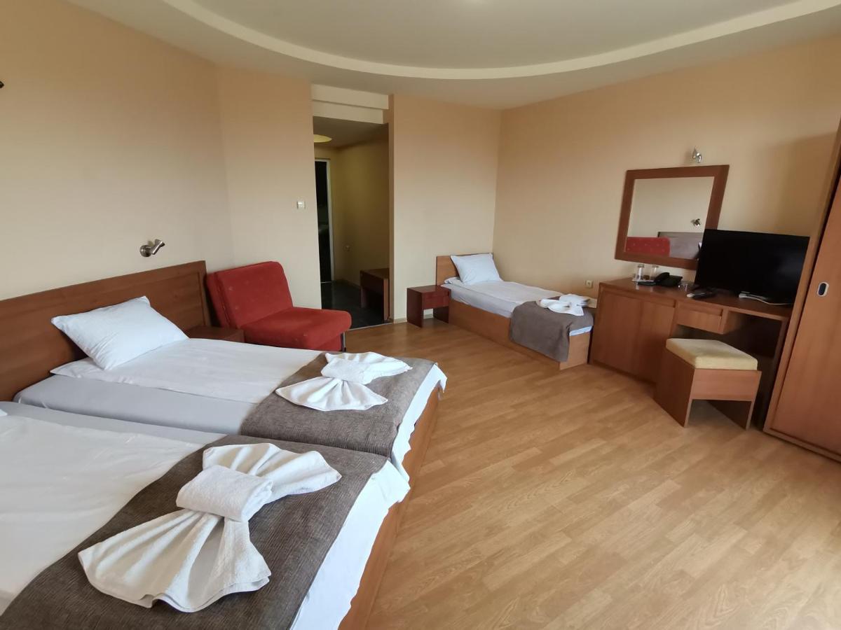 Paris Hotel Baltsjik Eksteriør bilde